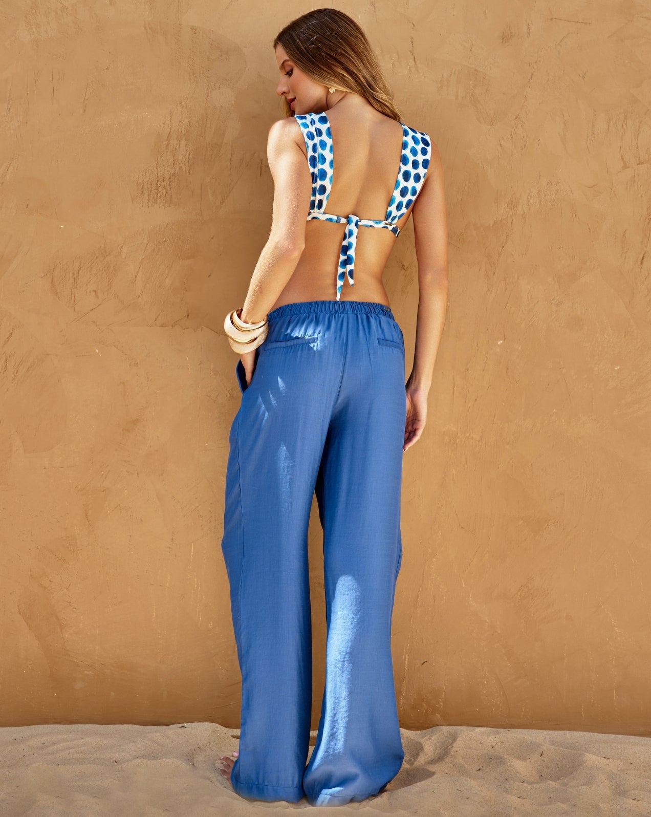 Calça reta com bolsos blue