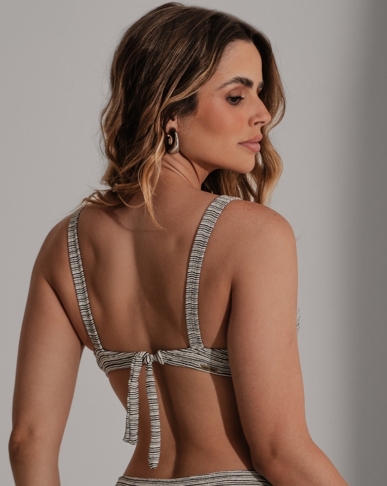 Sutiã meia taça retrô dualité - Imagem 2