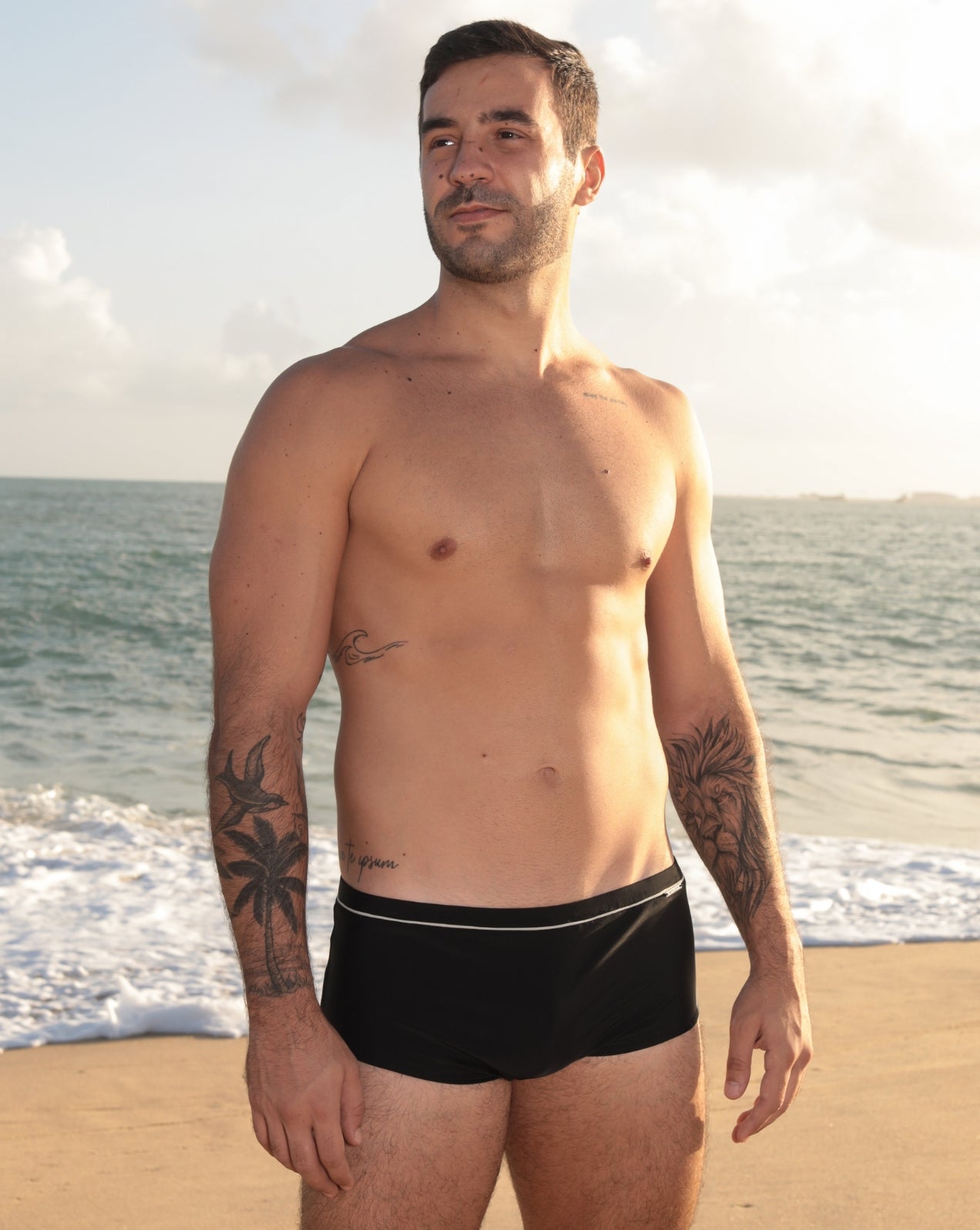 Sunga preta com listra off-white